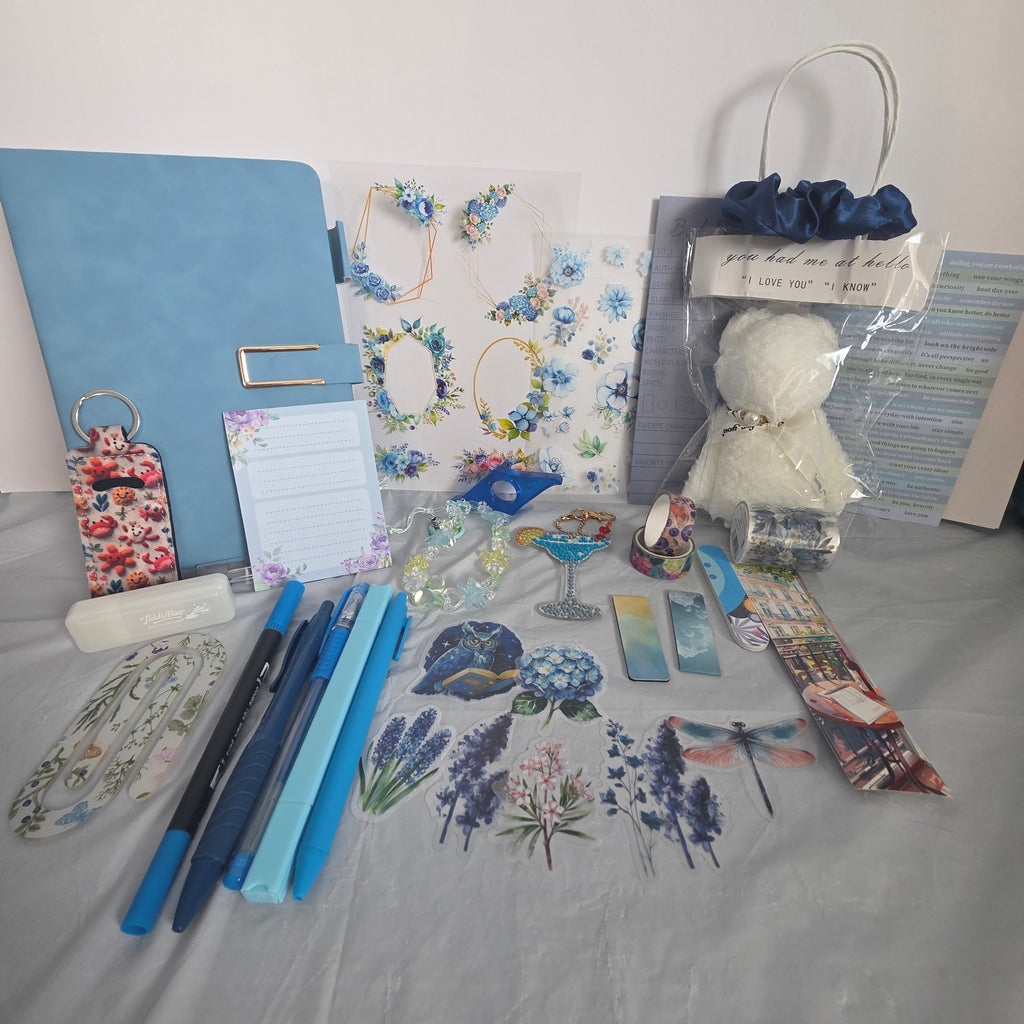 Premier Journal Bundle with Mystery Scoop (10)